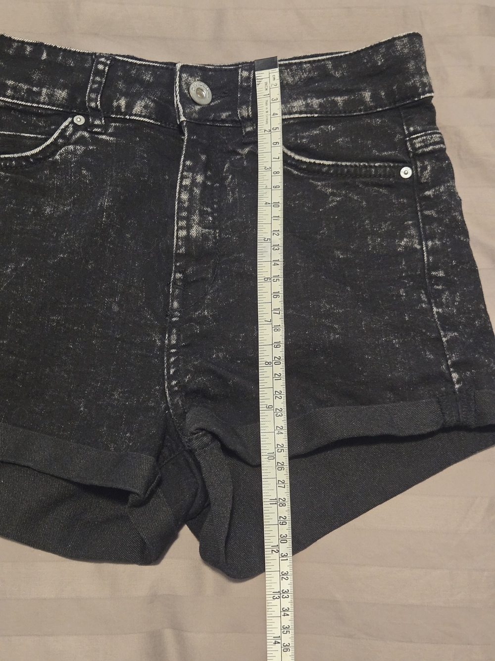 H&M Black, Light Blue & Medium Blue Denim Shorts Bundle Of 3 - Picture 8 of 12